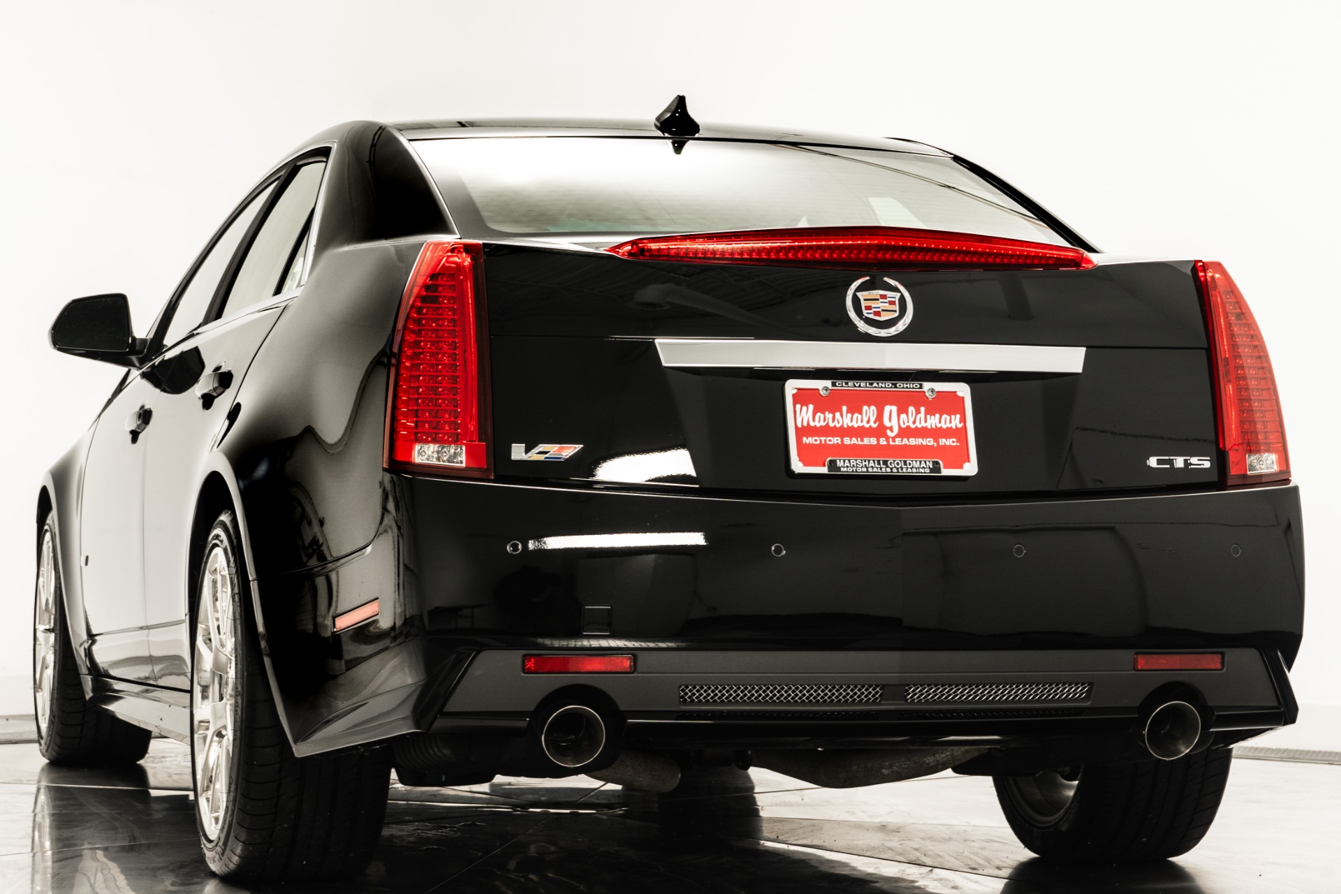 Discover the Power and Style of the Cadillac CTS V for Sale – A Dream Ride for Car Lovers